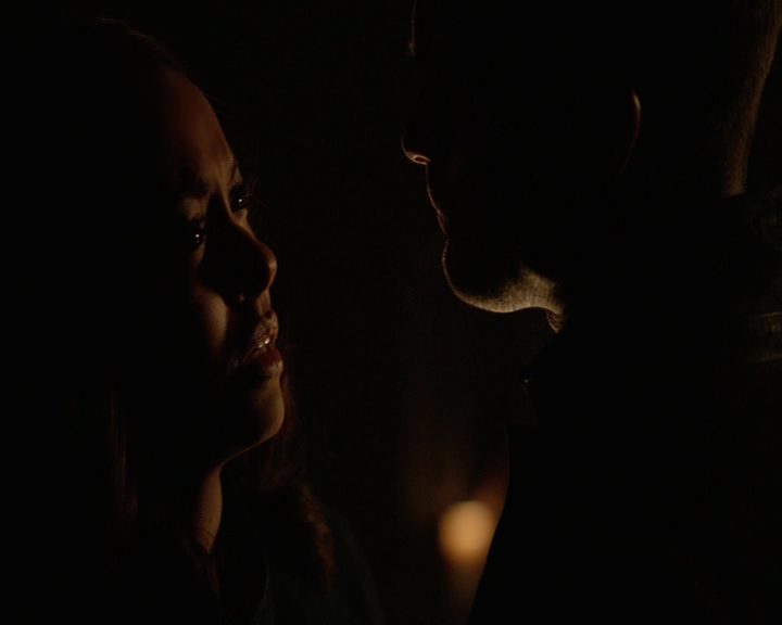 VampireDiaries-dot-nl_VampireDiaries-8x14ItsBeenAHellOfARide-deletedscenes0143.jpg
