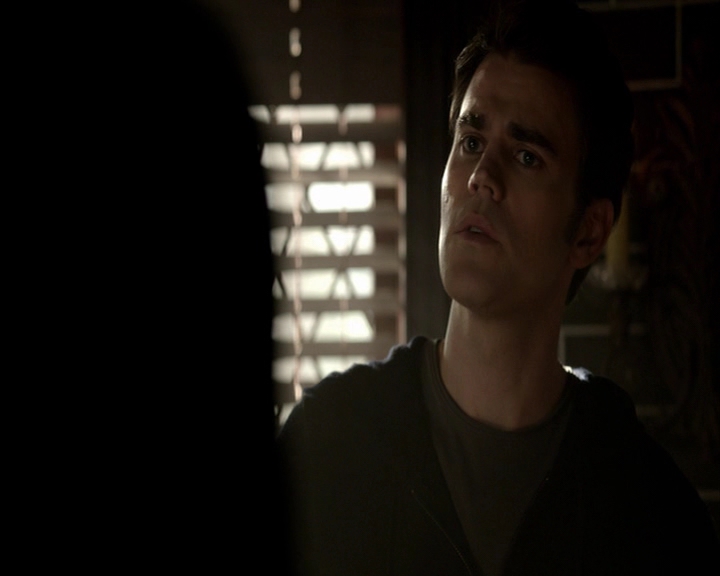 VampireDiaries-dot-nl_VampireDiaries-8x15WherePlanningAJuneWedding-deletedscenes0012.jpg