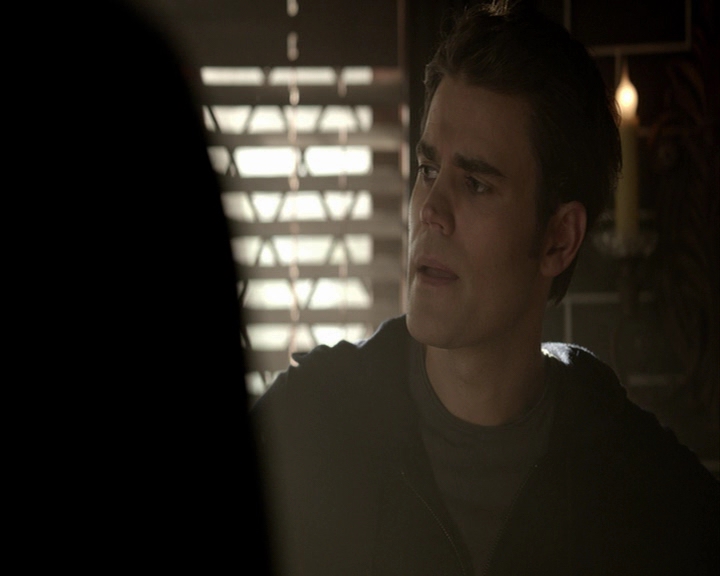 VampireDiaries-dot-nl_VampireDiaries-8x15WherePlanningAJuneWedding-deletedscenes0021.jpg