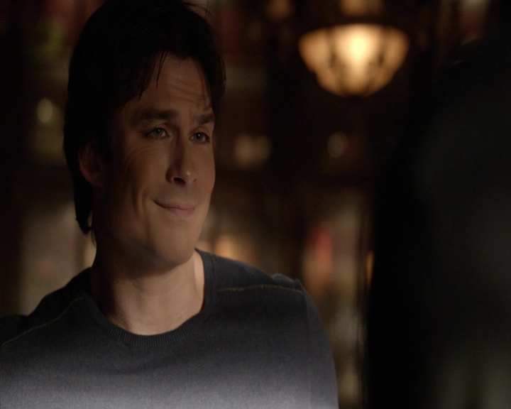 VampireDiaries-dot-nl_VampireDiaries-8x15WherePlanningAJuneWedding-deletedscenes0026.jpg