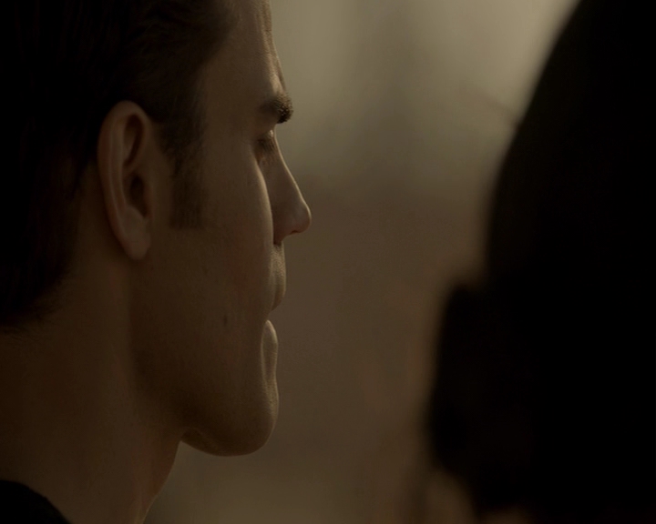 VampireDiaries-dot-nl_VampireDiaries-8x15WherePlanningAJuneWedding-deletedscenes0119.jpg