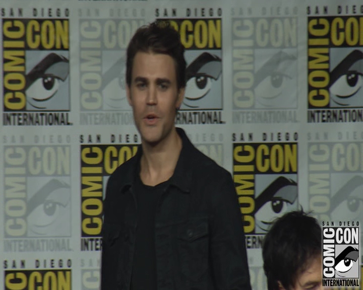 VampireDiaries-dot-nl_VampireDiaries-S8-2016Comic-ConPanel0055.jpg