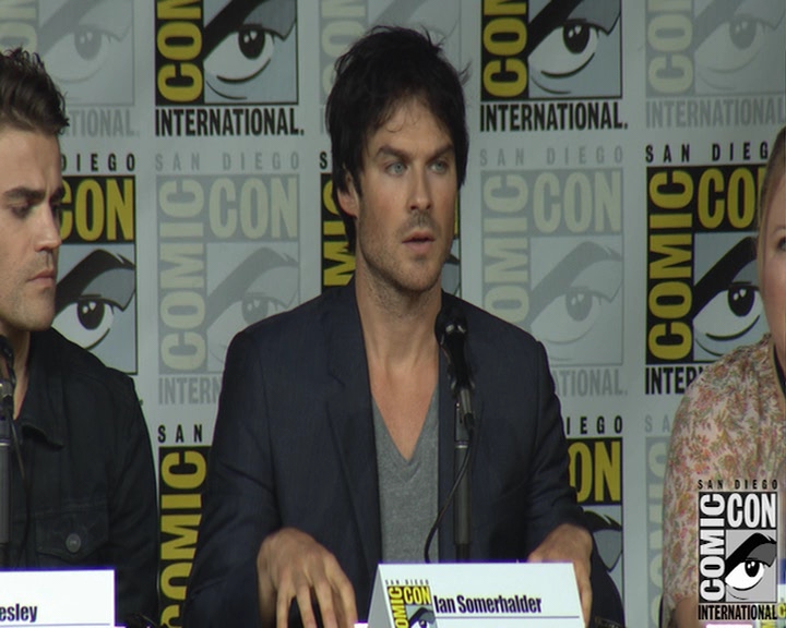 VampireDiaries-dot-nl_VampireDiaries-S8-2016Comic-ConPanel0222.jpg