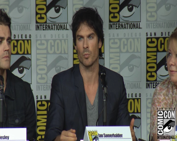 VampireDiaries-dot-nl_VampireDiaries-S8-2016Comic-ConPanel0229.jpg