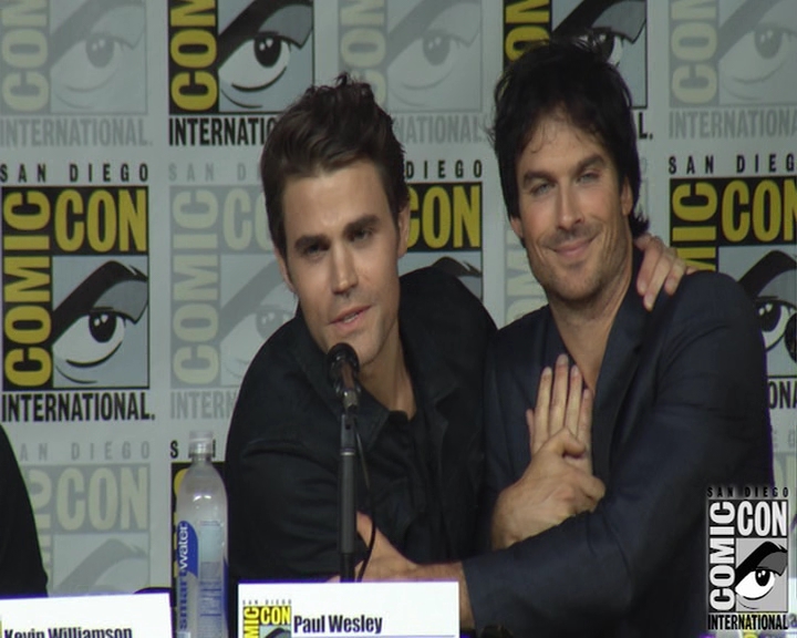 VampireDiaries-dot-nl_VampireDiaries-S8-2016Comic-ConPanel0305.jpg