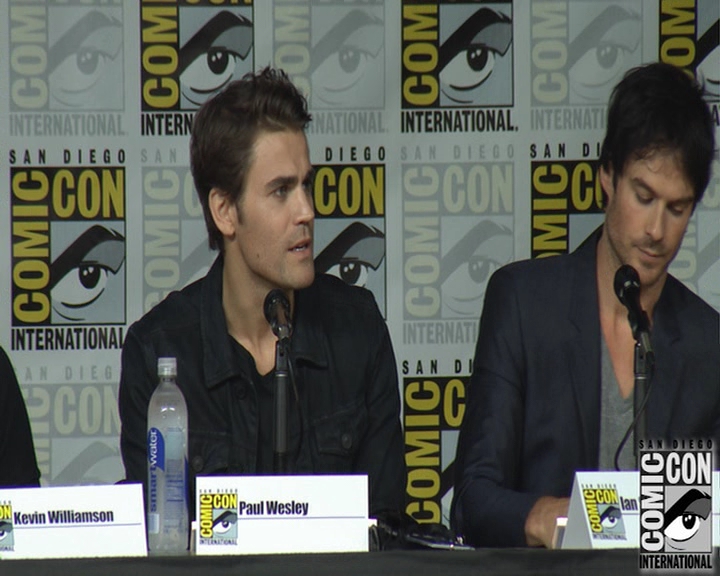 VampireDiaries-dot-nl_VampireDiaries-S8-2016Comic-ConPanel0310.jpg