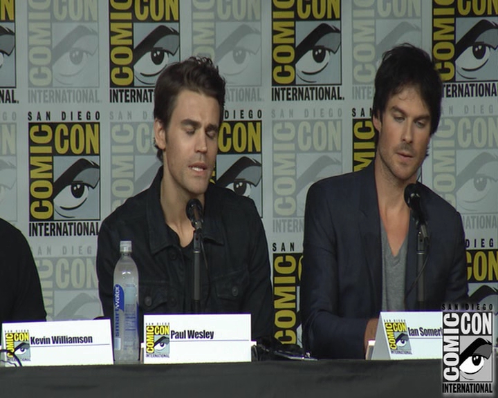 VampireDiaries-dot-nl_VampireDiaries-S8-2016Comic-ConPanel0312.jpg