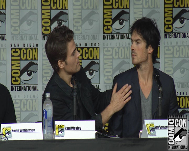 VampireDiaries-dot-nl_VampireDiaries-S8-2016Comic-ConPanel0333.jpg