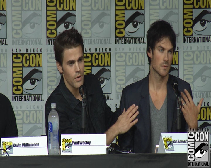 VampireDiaries-dot-nl_VampireDiaries-S8-2016Comic-ConPanel0334.jpg