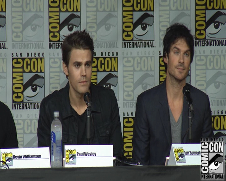 VampireDiaries-dot-nl_VampireDiaries-S8-2016Comic-ConPanel0336.jpg