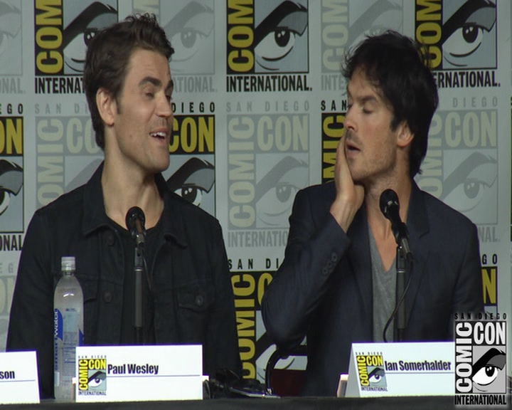 VampireDiaries-dot-nl_VampireDiaries-S8-2016Comic-ConPanel0564.jpg