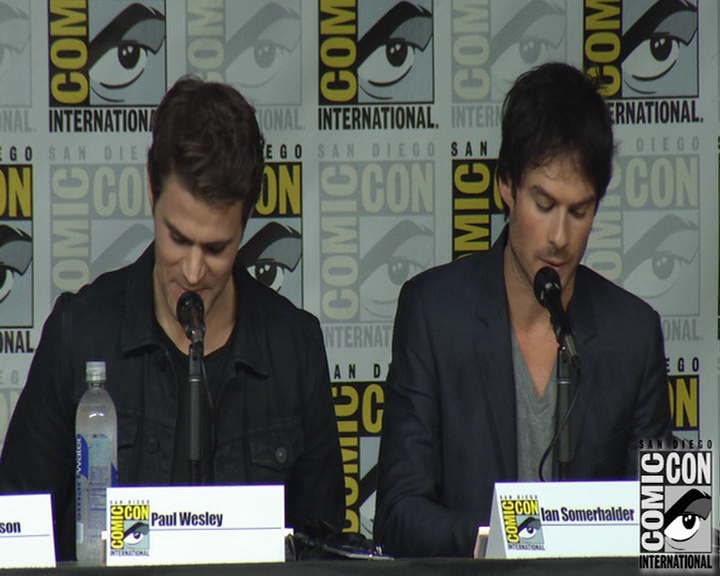 VampireDiaries-dot-nl_VampireDiaries-S8-2016Comic-ConPanel0573.jpg