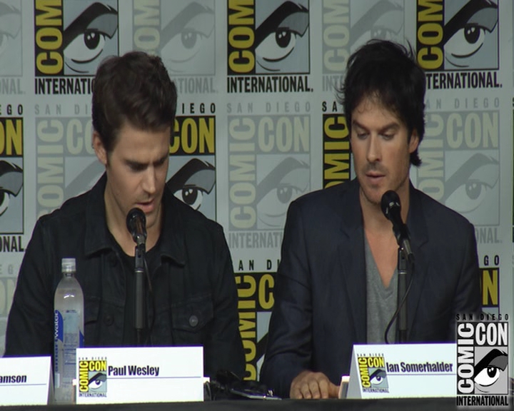 VampireDiaries-dot-nl_VampireDiaries-S8-2016Comic-ConPanel0576.jpg