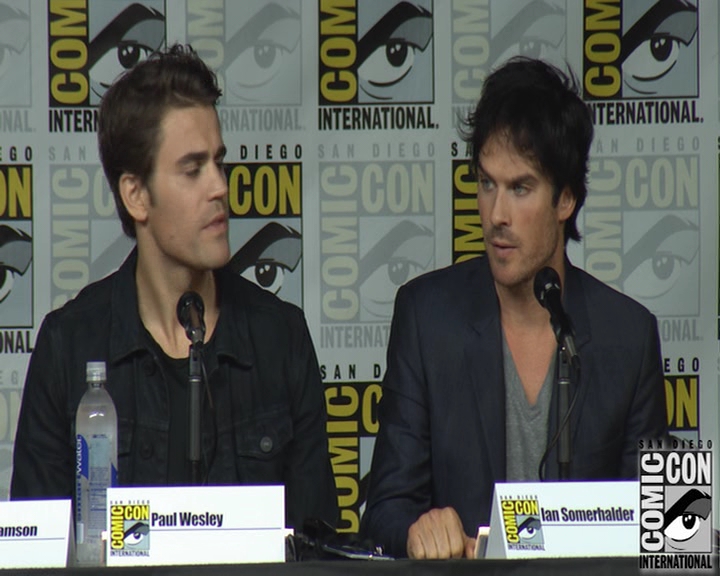 VampireDiaries-dot-nl_VampireDiaries-S8-2016Comic-ConPanel0577.jpg