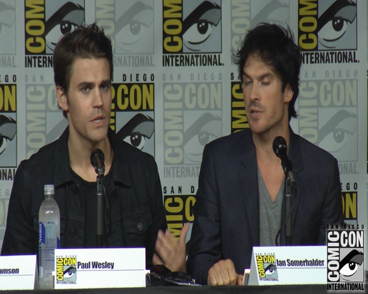 VampireDiaries-dot-nl_VampireDiaries-S8-2016Comic-ConPanel0578.jpg