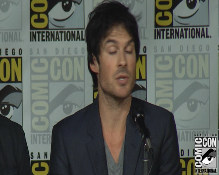 VampireDiaries-dot-nl_VampireDiaries-S8-2016Comic-ConPanel0580.jpg