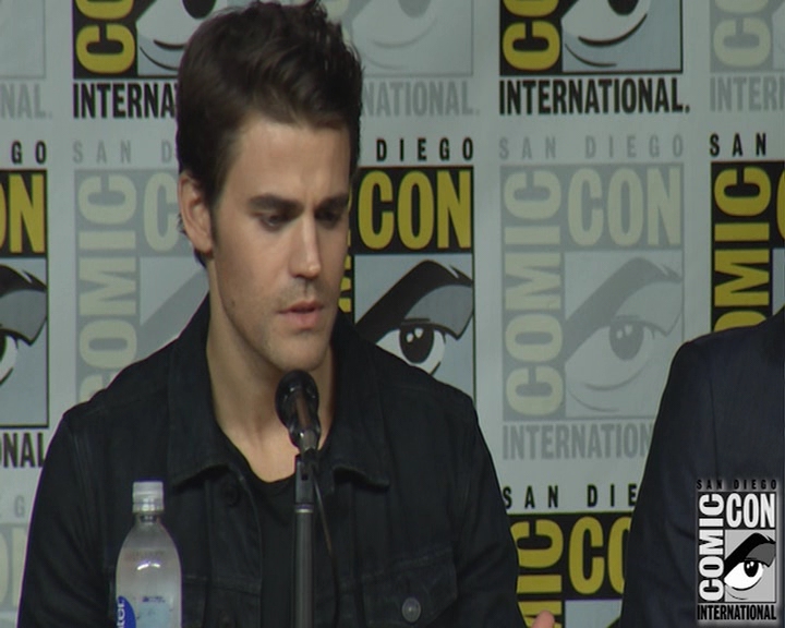 VampireDiaries-dot-nl_VampireDiaries-S8-2016Comic-ConPanel0621.jpg