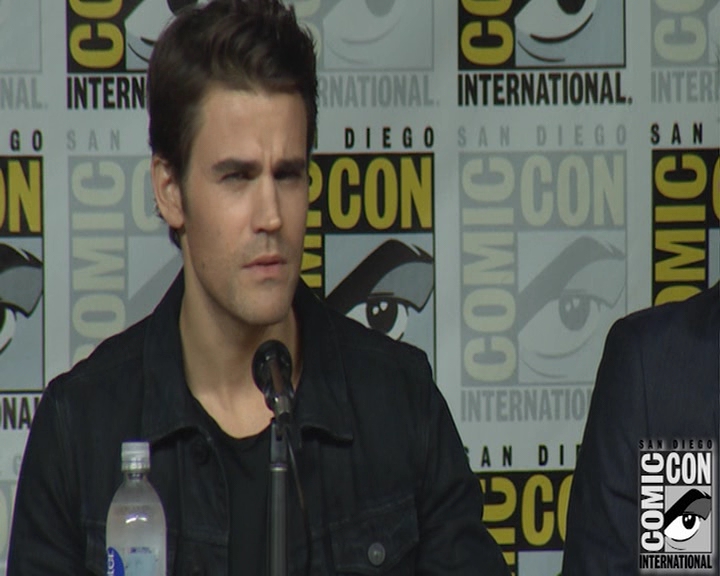 VampireDiaries-dot-nl_VampireDiaries-S8-2016Comic-ConPanel0639.jpg