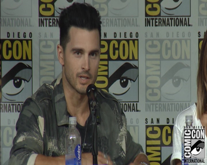 VampireDiaries-dot-nl_VampireDiaries-S8-2016Comic-ConPanel0701.jpg