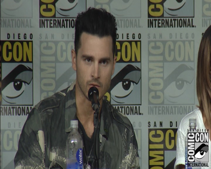 VampireDiaries-dot-nl_VampireDiaries-S8-2016Comic-ConPanel0714.jpg