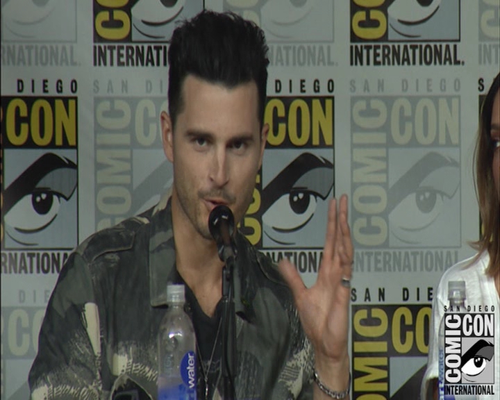 VampireDiaries-dot-nl_VampireDiaries-S8-2016Comic-ConPanel0721.jpg