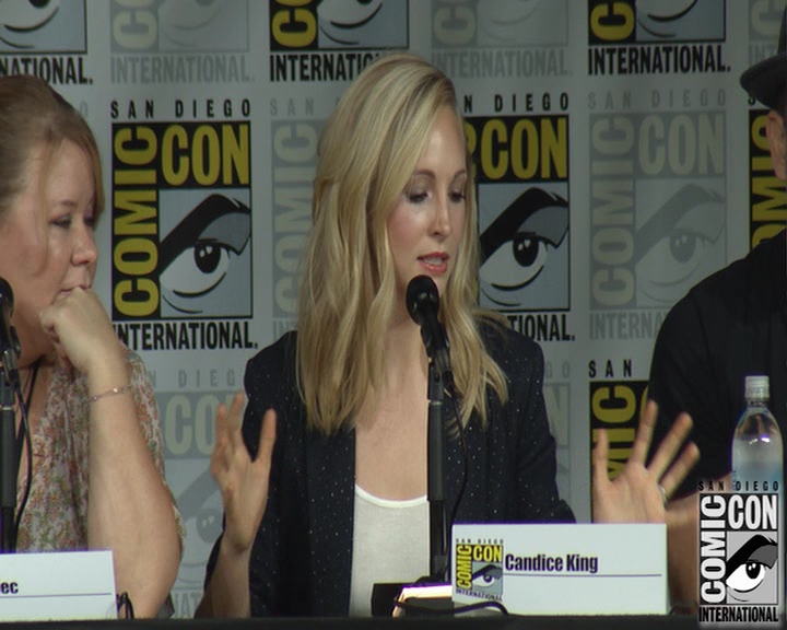 VampireDiaries-dot-nl_VampireDiaries-S8-2016Comic-ConPanel0808.jpg