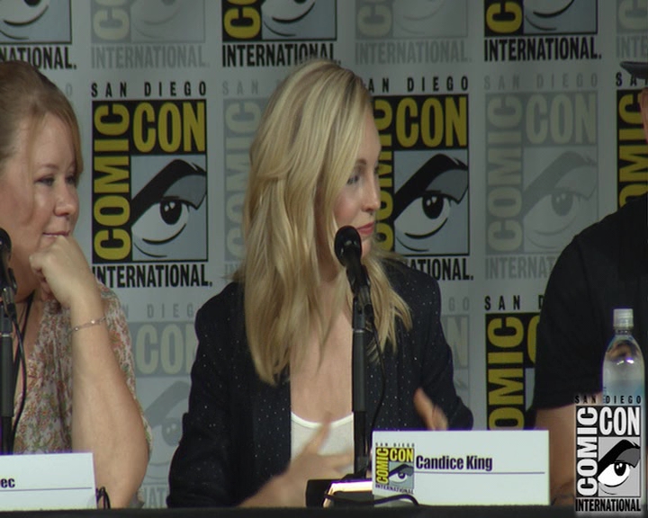 VampireDiaries-dot-nl_VampireDiaries-S8-2016Comic-ConPanel0809.jpg