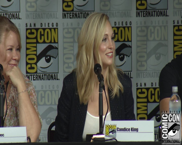 VampireDiaries-dot-nl_VampireDiaries-S8-2016Comic-ConPanel0811.jpg