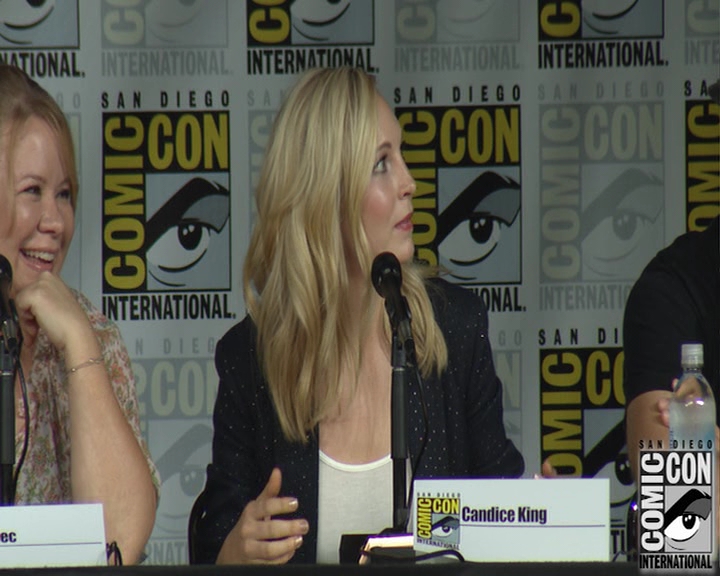 VampireDiaries-dot-nl_VampireDiaries-S8-2016Comic-ConPanel0816.jpg