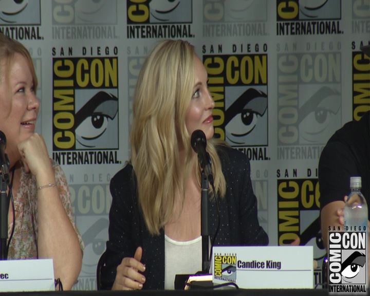 VampireDiaries-dot-nl_VampireDiaries-S8-2016Comic-ConPanel0823.jpg