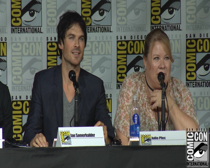 VampireDiaries-dot-nl_VampireDiaries-S8-2016Comic-ConPanel0827.jpg