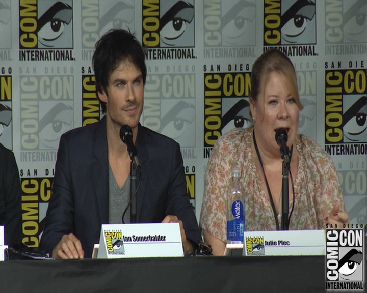 VampireDiaries-dot-nl_VampireDiaries-S8-2016Comic-ConPanel0838.jpg