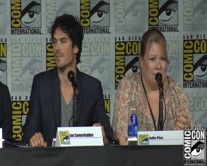 VampireDiaries-dot-nl_VampireDiaries-S8-2016Comic-ConPanel0841.jpg