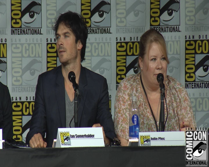 VampireDiaries-dot-nl_VampireDiaries-S8-2016Comic-ConPanel0842.jpg