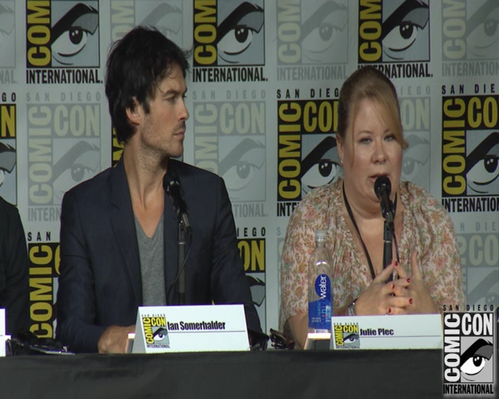 VampireDiaries-dot-nl_VampireDiaries-S8-2016Comic-ConPanel0846.jpg