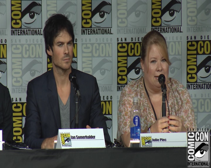 VampireDiaries-dot-nl_VampireDiaries-S8-2016Comic-ConPanel0850.jpg