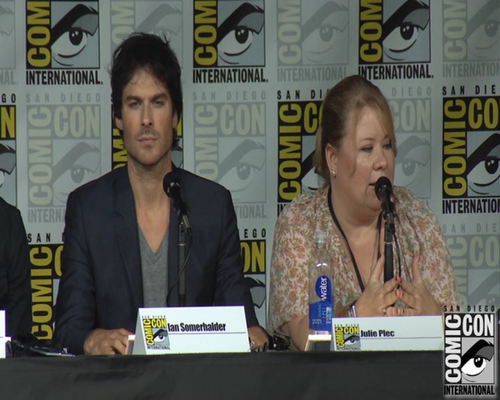 VampireDiaries-dot-nl_VampireDiaries-S8-2016Comic-ConPanel0855.jpg