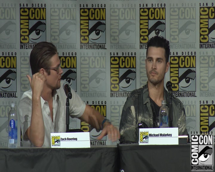 VampireDiaries-dot-nl_VampireDiaries-S8-2016Comic-ConPanel0875.jpg