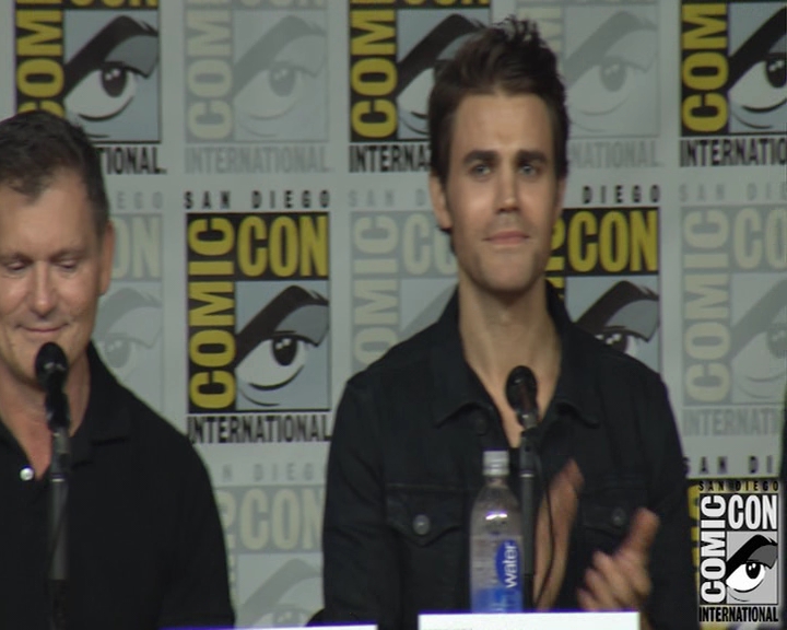 VampireDiaries-dot-nl_VampireDiaries-S8-2016Comic-ConPanel0969.jpg