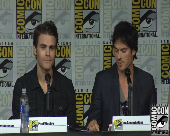 VampireDiaries-dot-nl_VampireDiaries-S8-2016Comic-ConPanel0997.jpg