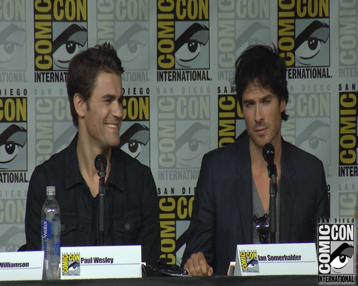 VampireDiaries-dot-nl_VampireDiaries-S8-2016Comic-ConPanel1000.jpg