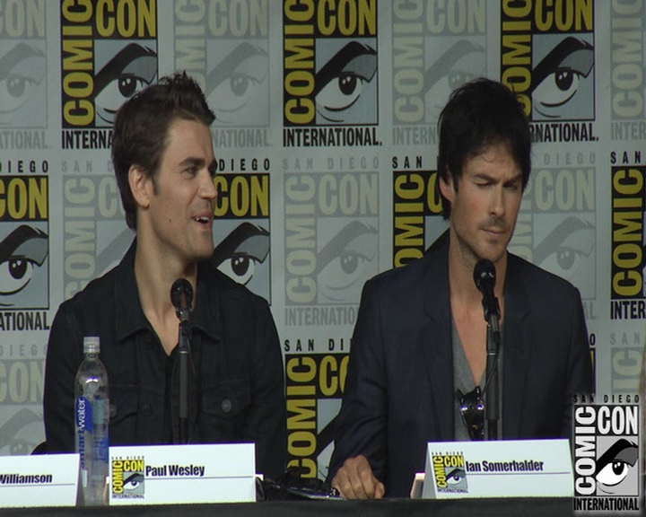 VampireDiaries-dot-nl_VampireDiaries-S8-2016Comic-ConPanel1001.jpg