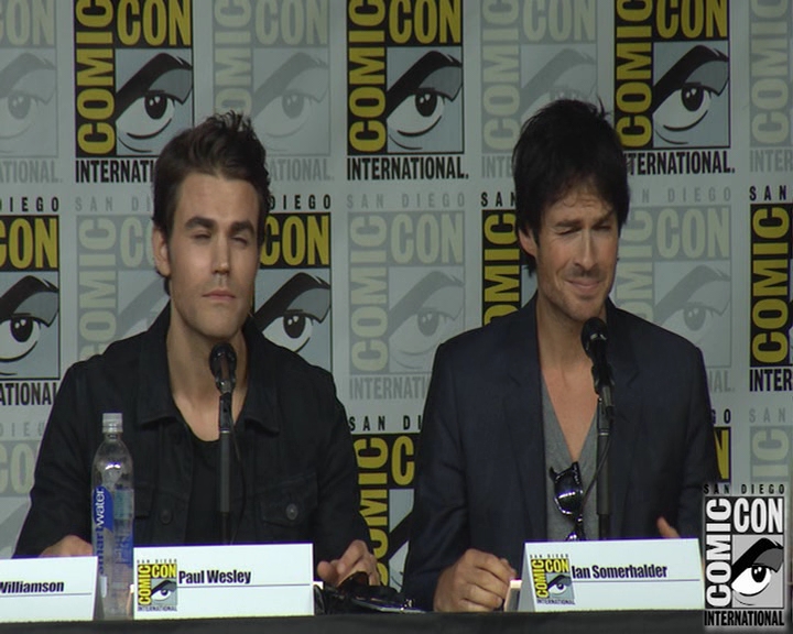 VampireDiaries-dot-nl_VampireDiaries-S8-2016Comic-ConPanel1011.jpg