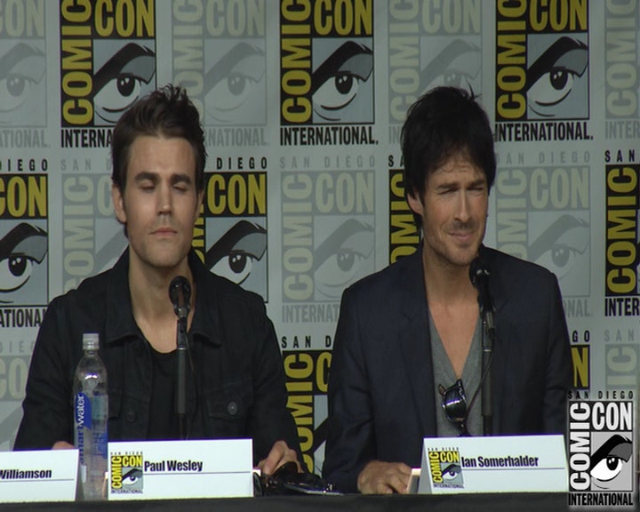 VampireDiaries-dot-nl_VampireDiaries-S8-2016Comic-ConPanel1012.jpg