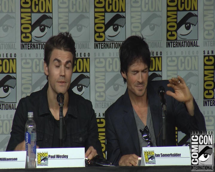 VampireDiaries-dot-nl_VampireDiaries-S8-2016Comic-ConPanel1015.jpg