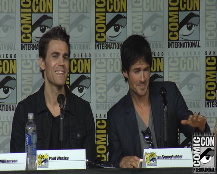 VampireDiaries-dot-nl_VampireDiaries-S8-2016Comic-ConPanel1018.jpg