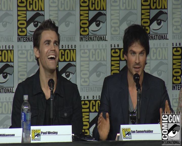 VampireDiaries-dot-nl_VampireDiaries-S8-2016Comic-ConPanel1026.jpg