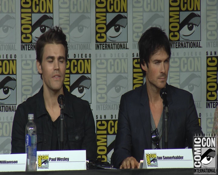 VampireDiaries-dot-nl_VampireDiaries-S8-2016Comic-ConPanel1030.jpg