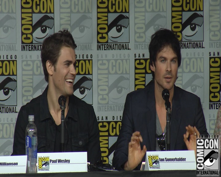 VampireDiaries-dot-nl_VampireDiaries-S8-2016Comic-ConPanel1035.jpg