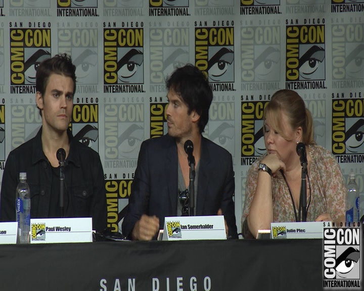 VampireDiaries-dot-nl_VampireDiaries-S8-2016Comic-ConPanel1051.jpg